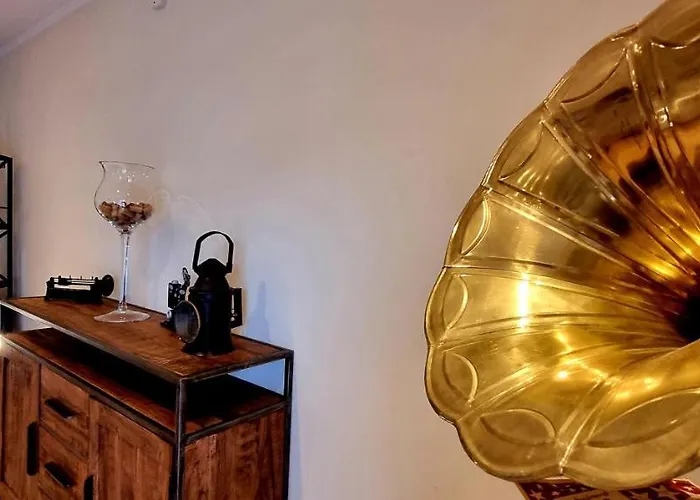 Antiquarius 本多夫